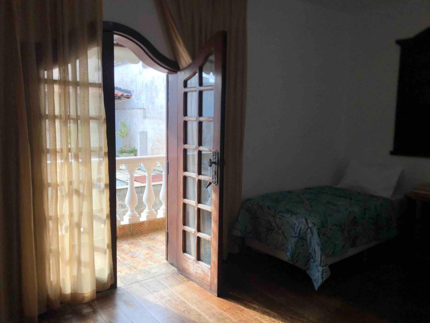 Hostel Casa Amarela Belo Horizonte Zewnętrze zdjęcie