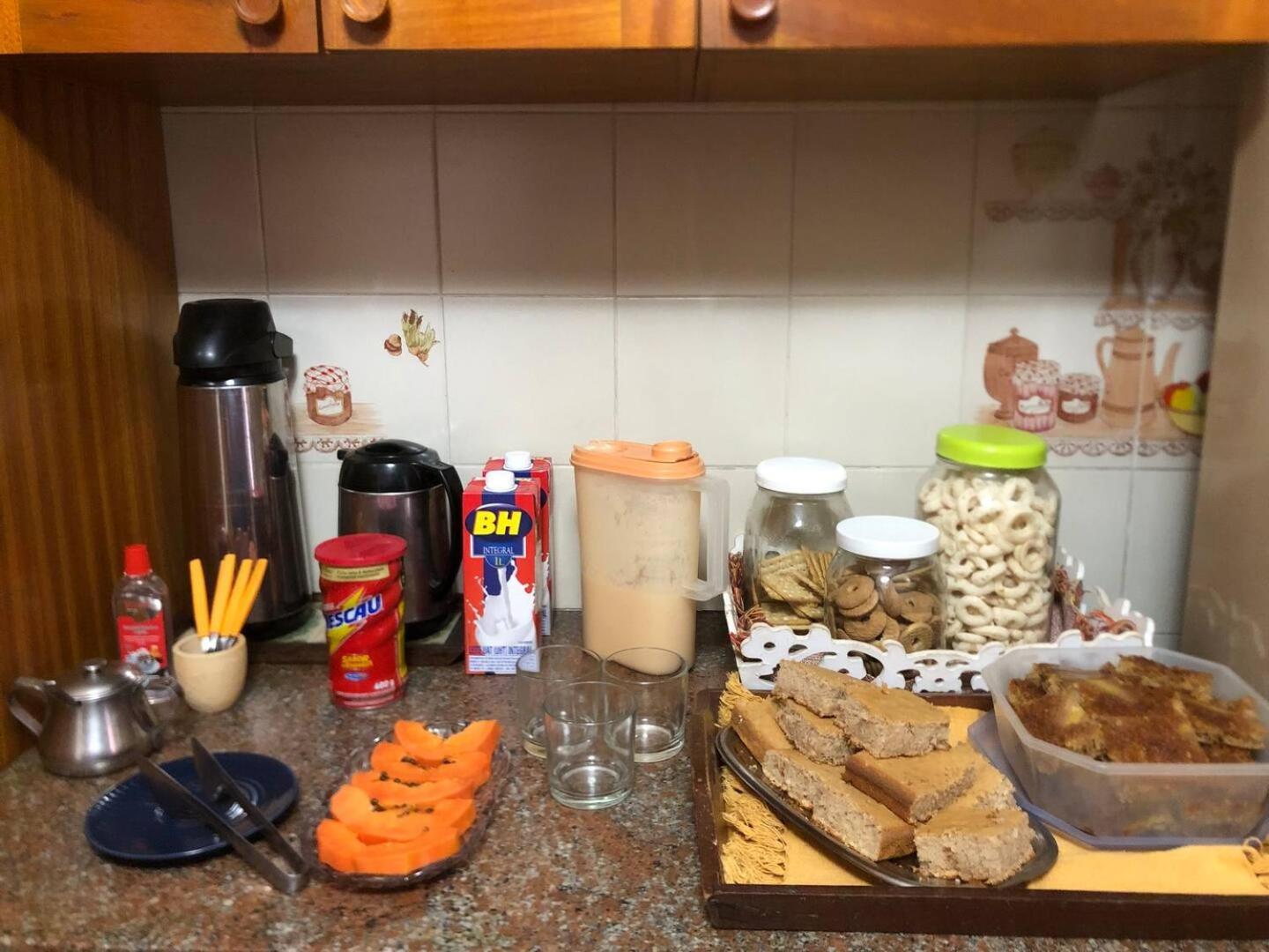 Hostel Casa Amarela Belo Horizonte Zewnętrze zdjęcie